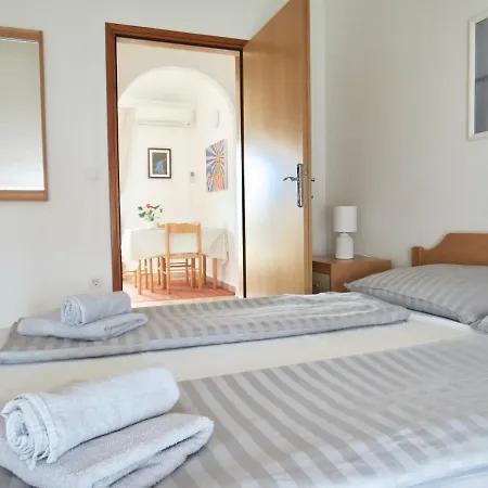 Ljubica Veilchen Apartment